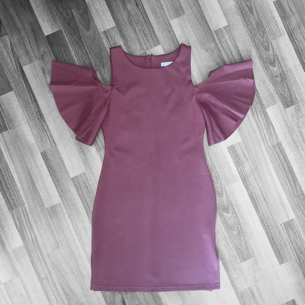 Gianni Bini Cold Shoulder Dress